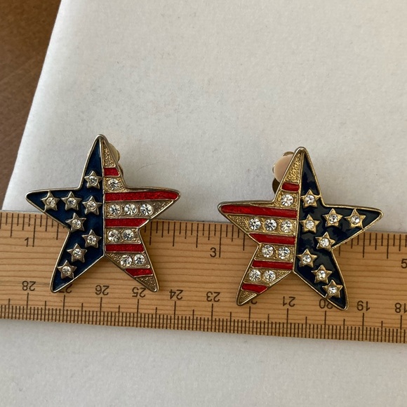 Patriotic Star Earrings - Clip Ons - Picture 5 of 5
